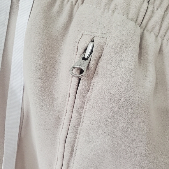 adidas Originals Beige Cropped Pants - Picture 5 of 11